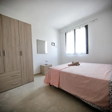 Holiday home Sul Mare Don Toto' Avola