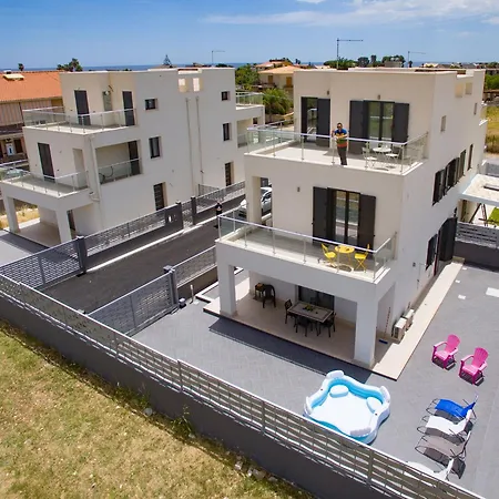 Sul Mare Don Toto' Feriehus *